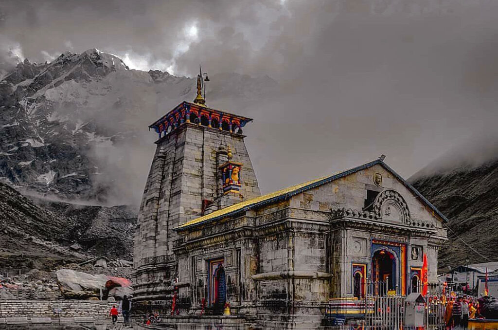 Kedarnath Temple History, Trekking, Festival, Timings & Pooja