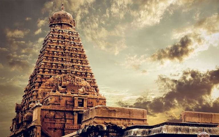 Know About 8 Mysterious Temples of India, Which No One has Yet Known ...